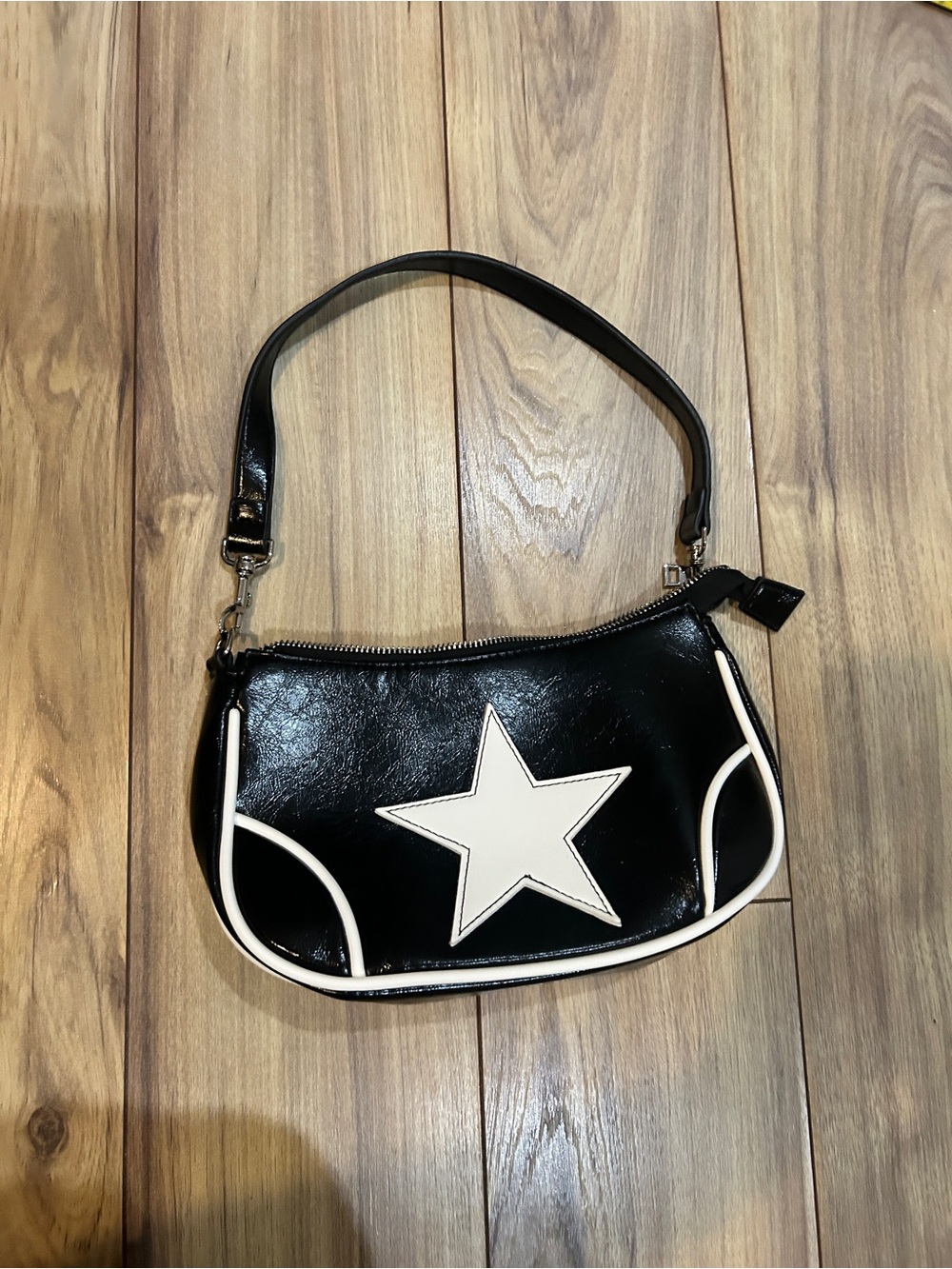 Urban Outfitters Daphne Star Black Shoulder Bag with White Star Accent - Picture 3 of 5